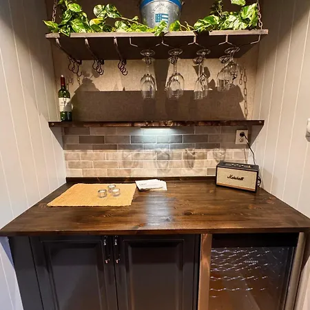 アパート Ustedalen ヤイロ